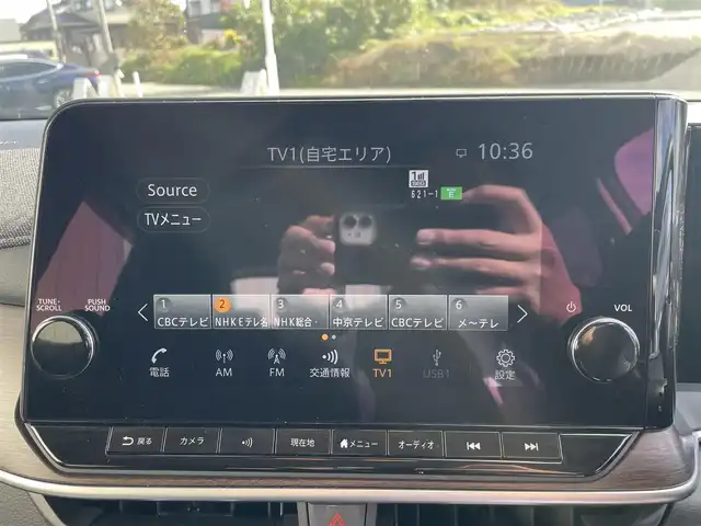 日産 オーラ 富山県 2023(令5)年 8.3万km ピュアホワイトパール アラウンドビューモニター／/純正８インチナビ／/フルセグＴＶ／/Ｂｌｕｅｔｏｏｔｈ／/プロパイロット／/ＢＯＳＥサウンド／/シートヒーター／/ステアリングヒーター／/ビルトインＥＴＣ２．０／/置くだけ充電／/純正ドラレコ/LEDオートライト/ステアスイッチ