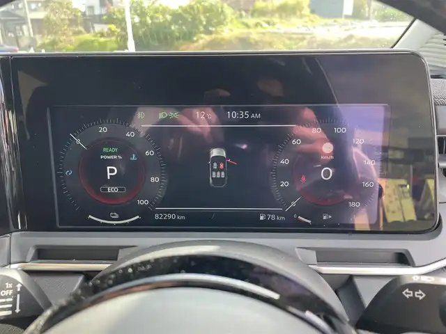 日産 オーラ 富山県 2023(令5)年 8.3万km ピュアホワイトパール アラウンドビューモニター／/純正８インチナビ／/フルセグＴＶ／/Ｂｌｕｅｔｏｏｔｈ／/プロパイロット／/ＢＯＳＥサウンド／/シートヒーター／/ステアリングヒーター／/ビルトインＥＴＣ２．０／/置くだけ充電／/純正ドラレコ/LEDオートライト/ステアスイッチ