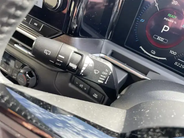 日産 オーラ 富山県 2023(令5)年 8.3万km ピュアホワイトパール アラウンドビューモニター／/純正８インチナビ／/フルセグＴＶ／/Ｂｌｕｅｔｏｏｔｈ／/プロパイロット／/ＢＯＳＥサウンド／/シートヒーター／/ステアリングヒーター／/ビルトインＥＴＣ２．０／/置くだけ充電／/純正ドラレコ/LEDオートライト/ステアスイッチ