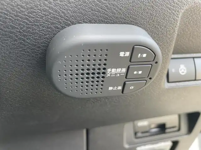 日産 オーラ 富山県 2023(令5)年 8.3万km ピュアホワイトパール アラウンドビューモニター／/純正８インチナビ／/フルセグＴＶ／/Ｂｌｕｅｔｏｏｔｈ／/プロパイロット／/ＢＯＳＥサウンド／/シートヒーター／/ステアリングヒーター／/ビルトインＥＴＣ２．０／/置くだけ充電／/純正ドラレコ/LEDオートライト/ステアスイッチ