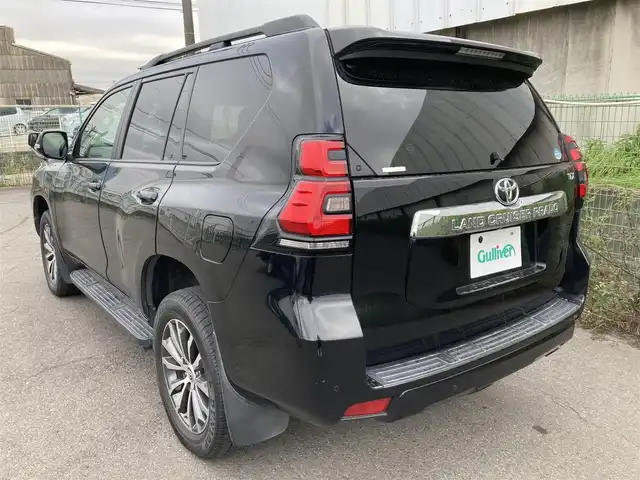 トヨタ ランドクルーザー プラド TX Lパッケージ 富山県 2019(平31)年 3万km ブラック 4WD/ムーンルーフ/ブラックルーフレール/クリアランスソナー/バックソナー/純正19インチアルミホイール/アルパインナビ/アルパイン後席フリップダウンモニター/バックモニター/ビルトインETC/ドライブレコーダー/レーダークルーズコントロール/セーフティセンス/・衝突被害軽減ブレーキ/・車線逸脱警報/・オートマチックハイビーム/LEDヘッドランプ/LEDフロントフォグランプ/革巻きステアリング/ブラック革シート/前席パワーシート/前席シートヒーター/ベンチレーション/スマートキー/プッシュエンジンスタート/禁煙車