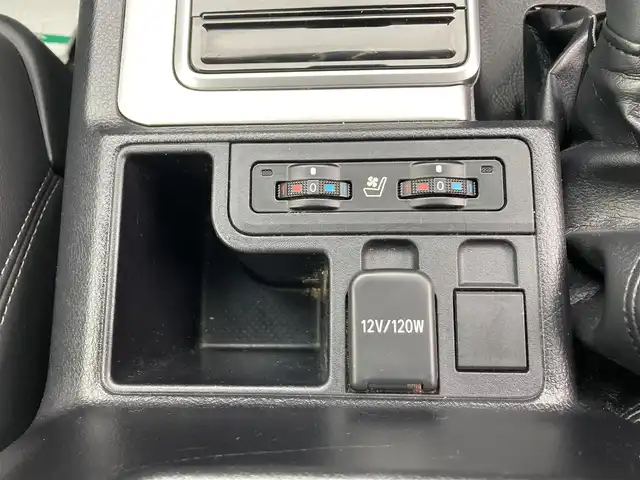 トヨタ ランドクルーザー プラド TX Lパッケージ 富山県 2019(平31)年 3万km ブラック 4WD/ムーンルーフ/ブラックルーフレール/クリアランスソナー/バックソナー/純正19インチアルミホイール/アルパインナビ/アルパイン後席フリップダウンモニター/バックモニター/ビルトインETC/ドライブレコーダー/レーダークルーズコントロール/セーフティセンス/・衝突被害軽減ブレーキ/・車線逸脱警報/・オートマチックハイビーム/LEDヘッドランプ/LEDフロントフォグランプ/革巻きステアリング/ブラック革シート/前席パワーシート/前席シートヒーター/ベンチレーション/スマートキー/プッシュエンジンスタート/禁煙車