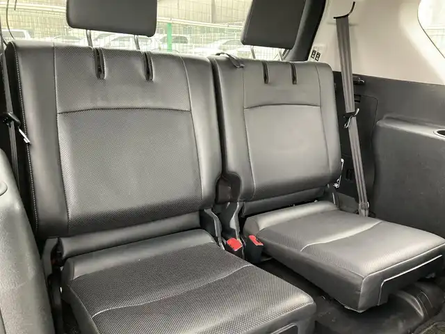 トヨタ ランドクルーザー プラド TX Lパッケージ 富山県 2019(平31)年 3万km ブラック 4WD/ムーンルーフ/ブラックルーフレール/クリアランスソナー/バックソナー/純正19インチアルミホイール/アルパインナビ/アルパイン後席フリップダウンモニター/バックモニター/ビルトインETC/ドライブレコーダー/レーダークルーズコントロール/セーフティセンス/・衝突被害軽減ブレーキ/・車線逸脱警報/・オートマチックハイビーム/LEDヘッドランプ/LEDフロントフォグランプ/革巻きステアリング/ブラック革シート/前席パワーシート/前席シートヒーター/ベンチレーション/スマートキー/プッシュエンジンスタート/禁煙車