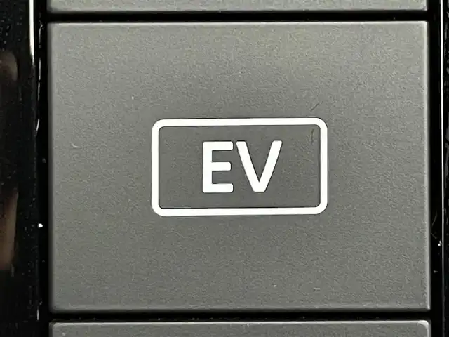 日産 オーラ G FOUR レザーエディション 道央・札幌 2024(令6)年 0.4万km パープル ・４ＷＤ/・ＢＯＳＥサウンド/・置くだけ充電/・プロパイロット/・純正ナビ/・BT/USB/iPod/・フルセグTV/・全方位カメラ/・インテリジェンスミラー/・ＥＴＣ2.0/・シートヒーター/・アイドリングストップ/・ブラインドスポットモニター/・ハンドルヒーター/・アダプティブクルーズコントロール/・レーンキープアシスト/・ブレーキホールド/・ハンドルアシスト/・オートエアコン/・純正フロアマット/・純正アルミホイール/・コーナーセンサー/・クリアランスソナー/・パワーシート/・パワーステアリング/・パワーウィンドウ