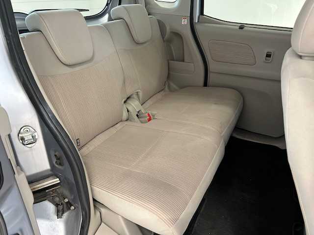 日産 デイズ ルークス X 宮城県 2015(平27)年 5.8万km クールシルバー エマージョンブレーキ/衝突軽減システム/横滑り防止装置/純正ナビ/・フルセグTV/CD/DVD/・ETC/・全方位カメラ（ミラー型）/デジタルインナーミラー/アイドリングストップ/プッシュスタート/・スマートキー/パワースライドドア（両側）/ハロゲンライト/純正フロアマット