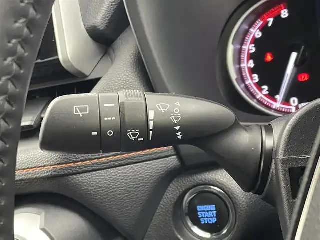 トヨタ ＲＡＶ４ アドベンチャー 埼玉県 2022(令4)年 2.3万km アーバンカーキ ＪＡＯＳエアロ　ムーンルーフ　ＡＬＰＩＮＥ９インチナビ　バックカメラ　ＢＳＭ　ビルトインＥＴＣ２．０　前後ドラレコ　レーダークルーズ　ステアリングヒーター　シートヒーター　ベンチレーション　ＨＤＭＩ