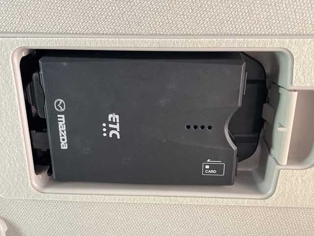 マツダ ＣＸ－３ 20S プロアクティブ 埼玉県 2018(平30)年 4.6万km ソウルレッドクリスタルM スマートシティブレーキサポート/純正SDナビ/　　CD/DVD/BT/USB/フルセグ/バックカメラ/LEDオートライト/ハーフレザーシート/コーナーセンサー/ヘッドアップディスプレイ/ブラインドスポットモニター/パドルシフト/ビルトインETC/スマートキー/禁煙車