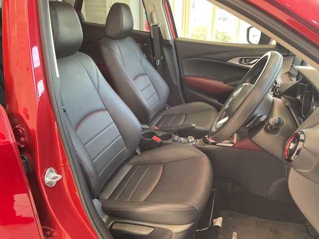 マツダ ＣＸ－３ 20S プロアクティブ 埼玉県 2018(平30)年 4.6万km ソウルレッドクリスタルM スマートシティブレーキサポート/純正SDナビ/　　CD/DVD/BT/USB/フルセグ/バックカメラ/LEDオートライト/ハーフレザーシート/コーナーセンサー/ヘッドアップディスプレイ/ブラインドスポットモニター/パドルシフト/ビルトインETC/スマートキー/禁煙車