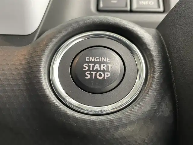 スズキ ハスラー HYBRID X 滋賀県 2021(令3)年 0.7万km オフブルーM 純正7インチナビ/【Bluetooth/CD/DVD/フルセグTV】/バックカメラ/前後ドライブレコーダー/LEDヘッドライト/オートマチックハイビーム/レーンキープアシスト/衝突被害軽減ブレーキ/シートヒーター/リアソナー/ビルトインETC/ドアバイザー/純正フロアマット/プッシュスタート/スマートキー/ステアリングリモコン/フロントフォグランプ