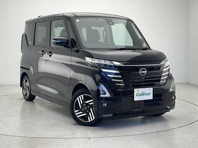日産 ルークス ハイウェイスター X 千葉県 2024(令6)年 0.3万km ブラック ワンオーナー/純正9インチナビ/（フルセグTV/BT/HDMI）/レコーダーリンク/アラウンドビューモニター/車線逸脱警報/衝突被害軽減ブレーキ/クリアランスソナー/先行車発進お知らせ機能/標識認識機能/LEDヘッドライト/フォグランプ/シートバックテーブル/後席USBソケット/ロールサンシェード/ビルトインETC/駐車録画有ドラレコ/リアサーキュレーター/フロアマット