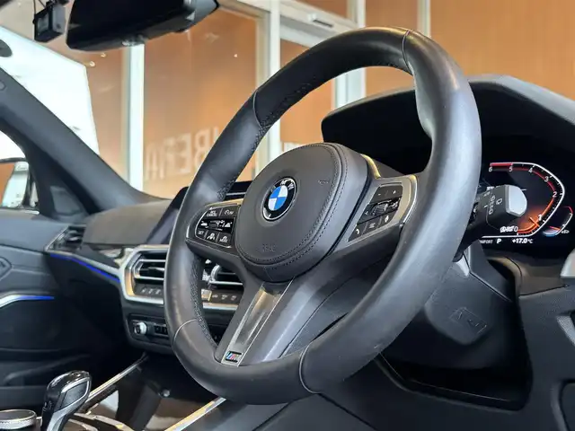 ＢＭＷ ３２０ｄ xDrive ツーリング Mスポーツ 宮城県 2020(令2)年 4.1万km アルピンホワイトⅢ コンフォートＰＫＧ　/ＡＣＣ　/ＬＫＡ　/ＬＣＷ　/ｉＤｒｉｖｅナビ　/トップビューカメラ　/ＰＤＣ　/黒革　/シートヒーター/パワーシート　/コンフォートアクセス　/パワーバックドア　/１８インチＡＷ　/置くだけ充電