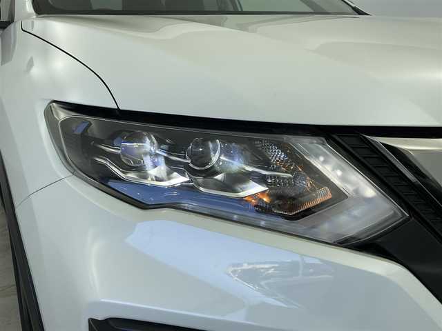 日産 エクストレイル ハイブリッド 20Xi エクストリーマーX 群馬県 2018(平30)年 2.9万km ブリリアントホワイトパール プロパイロット　バノラミックガラスルーフ　アラウンドビューモニター　４ＷＤ　エマージェンシーブレーキ　デジタルインナーミラー　前席シートヒーター　パワーバックドア　電動ブレーキホールド　ルーフレール　オーディオレス
