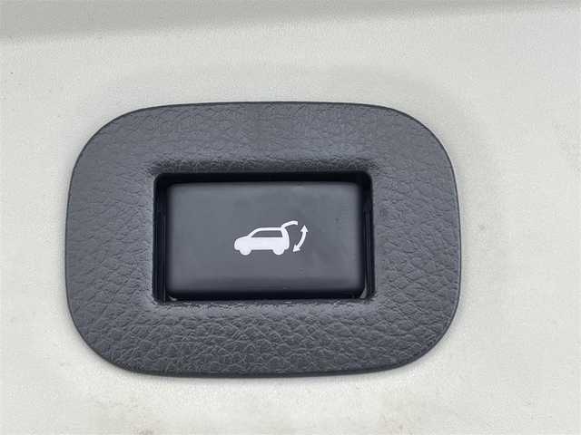 日産 エクストレイル ハイブリッド 20Xi エクストリーマーX 群馬県 2018(平30)年 2.9万km ブリリアントホワイトパール プロパイロット　バノラミックガラスルーフ　アラウンドビューモニター　４ＷＤ　エマージェンシーブレーキ　デジタルインナーミラー　前席シートヒーター　パワーバックドア　電動ブレーキホールド　ルーフレール　オーディオレス