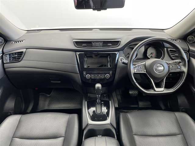 日産 エクストレイル ハイブリッド 20Xi エクストリーマーX 群馬県 2018(平30)年 2.9万km ブリリアントホワイトパール プロパイロット　バノラミックガラスルーフ　アラウンドビューモニター　４ＷＤ　エマージェンシーブレーキ　デジタルインナーミラー　前席シートヒーター　パワーバックドア　電動ブレーキホールド　ルーフレール　オーディオレス