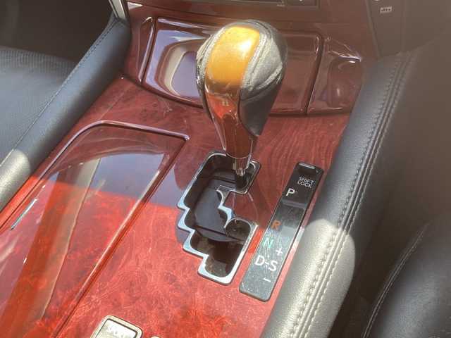 レクサス ＬＳ 460 バージョンU Iパッケージ 埼玉県 2007(平19)年 12.2万km ブラック 外部検査実施済み/純正HDDナビ/(DVD/BD/フルセグTV/MSV)/バックカメラ/ETC/フリップダウンモニター/レザーシート/前席パワーシート/全席シートヒーター/全席エアシート/パワーバックドア/横滑り防止機能/純正18インチアルミホイール/スマートキー/HIDヘッドライト/カーテンエアバッグ/クルーズコントロール