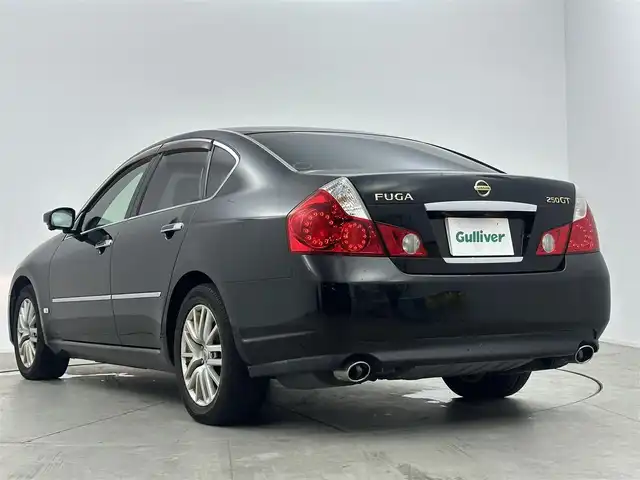 日産 フーガ 250GT 愛知県 2007(平19)年 15.9万km スーパーブラック ・電動格納ミラー/・ヘッドライトレベライザー/・純正マルチナビゲーション/・ハーフレザー調シート/・純正１７インチアルミ