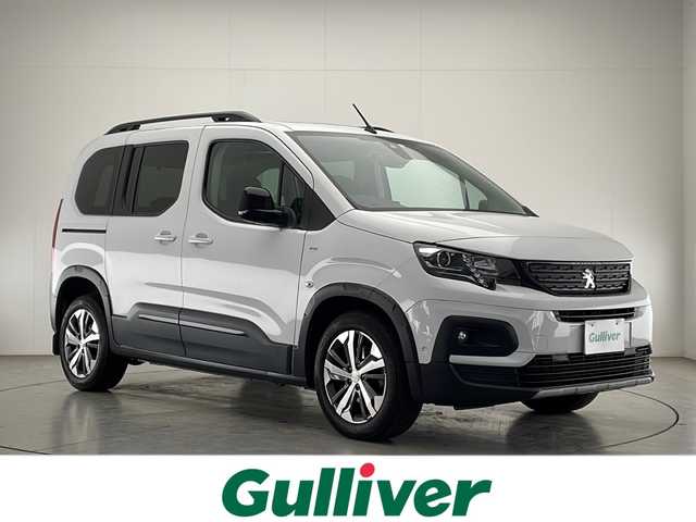 プジョー プジョー リフター GT 宮崎県 2023(令5)年 8.2万km 白 禁煙車/ディーゼルターボ/純正ディスプレイオーディオ/純正バックカメラ/サイドカメラ/純正17インチアルミ/純正フォグ/純正フロアマット/両側スライドドア/パノラマガラスルーフ/クルーズコントロール/クリアランスソナー/ブラインドスポットモニター/レーンディパーチャーアラート/電子パーキング/ルーフレール/パドルシフト/本革巻ハンドル/オートエアコン/ドライブレコーダー/スマートキー/プッシュエンジンスタート/スペアキー/新車時保証書/取扱い説明書