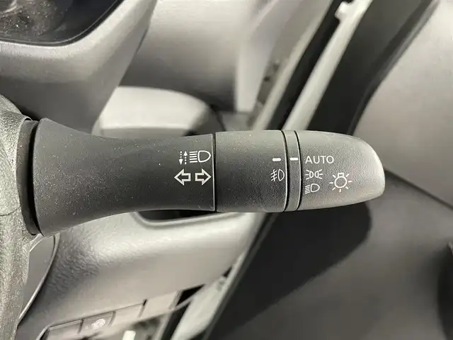 日産 ルークス 埼玉県 2020(令2)年 2.4万km ホワイトパール 純正ナビ　MM318D-W/バックカメラ/アラウンドビューモニター/プロパイロット/車線逸脱警報/先行車発進お知らせ機能/標識認識機能/クリアランスソナー/衝突軽減ブレーキ/アイドリングストップ/プッシュスタート/ステアリングリモコン/電子パーキングシステム/オートブレーキホールド/フロントフォグランプ/ウィンカーミラー/純正ドアバイザー/純正フロアマット/純正15インチアルミホイール