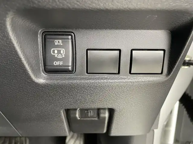 日産 ルークス 埼玉県 2020(令2)年 2.4万km ホワイトパール 純正ナビ　MM318D-W/バックカメラ/アラウンドビューモニター/プロパイロット/車線逸脱警報/先行車発進お知らせ機能/標識認識機能/クリアランスソナー/衝突軽減ブレーキ/アイドリングストップ/プッシュスタート/ステアリングリモコン/電子パーキングシステム/オートブレーキホールド/フロントフォグランプ/ウィンカーミラー/純正ドアバイザー/純正フロアマット/純正15インチアルミホイール