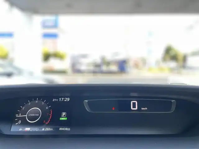 日産 セレナ ハイウェイスター G 東京都 2016(平28)年 9万km ブリリアントホワイトパール ・ワンオーナー/・デジタルインナーミラー/・純正ナビ/・Bluetooth/・フルセグテレビ/・全方位カメラ/・両側パワースライドドア/・ドライブレコーダー（前後）/・衝突軽減ブレーキ/・横滑り防止機能/・プッシュスタート/・ETC/・シートヒーター/・保証書/・取説