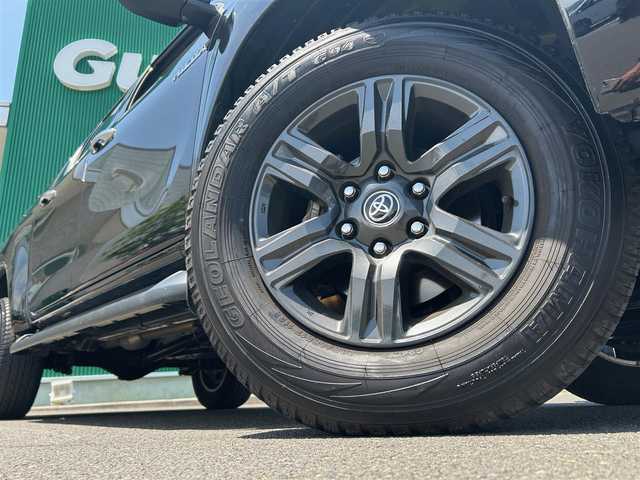 トヨタ ハイラックス Z 宮城県 2022(令4)年 5万km アティチュードブラックマイカ キャノピー付/プリクラッシュセーフティ/レーンディパーチャーアラート/ロードサインアシスト/先行車発進告知機能/クリアランスソナー/バックソナー/アクティブトラクションコントロール/ダウンヒルアシストコントロール制御/オートLSD/リアデフロック/レーダークルーズコントロール/純正ナビ（NSZT-W68T）/・CD/DVD/・Bluetooth/・フルセグTV/バックカメラ/ETC/革巻きステアリング/ステアリングスイッチ/MTモード付AT/LEDヘッドライト/フォグランプ/オートライト/スマートキー＆プッシュスタート/スペアキー/電動格納ミラー/純正17インチAW/フロアマット