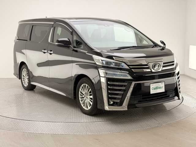 トヨタ ヴェルファイア Z 兵庫県 2018(平30)年 6.1万km ブラック アルパインナビ/（CD、DVD、AM、FM、BT、フルセグTV）/アルパイン製フリップダウンモニター/両側パワースライドドア/ビルトインETC/バックカメラ/レザー調シートカバー/追従式クルーズコントロール/電子パーキングブレーキ/オートホールド/LKA/PCS/社外フロアマット/オートライト/オートハイビーム