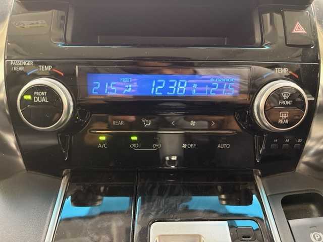 トヨタ ヴェルファイア Z 兵庫県 2018(平30)年 6.1万km ブラック アルパインナビ/（CD、DVD、AM、FM、BT、フルセグTV）/アルパイン製フリップダウンモニター/両側パワースライドドア/ビルトインETC/バックカメラ/レザー調シートカバー/追従式クルーズコントロール/電子パーキングブレーキ/オートホールド/LKA/PCS/社外フロアマット/オートライト/オートハイビーム