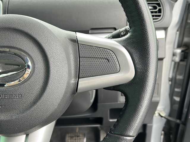 ダイハツ タント カスタム RS スマートセレ SA 茨城県 2014(平26)年 6.3万km ブライトシルバーメタリック 純正8インチSDナビ/CD/DVD/BT/フルセグTV//バックカメラ/衝突被害軽減システム/横滑り防止装置/アイドリングストップ/プッシュスタート/スマートキー/両側パワースライドドア/純正15インチAW/オートライト/LEDヘッドライト