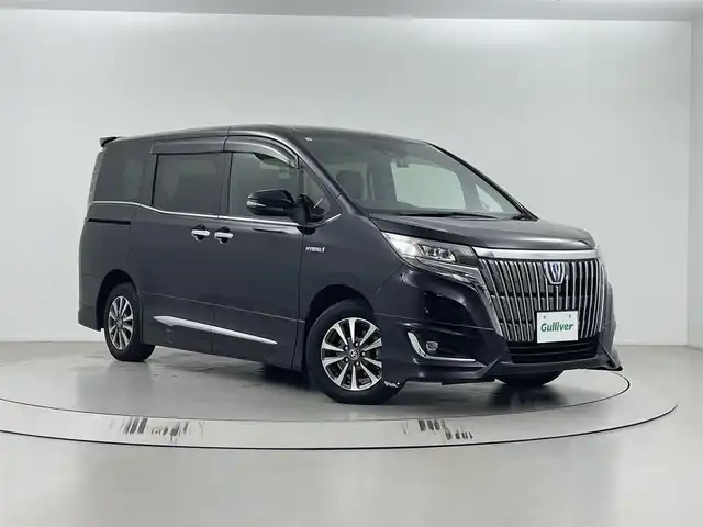 トヨタ エスクァイア ハイブリッド Gi 埼玉県 2019(令1)年 5.5万km スパークリングブラックパールクリスタルシャイン 純正メーカー１０インチナビ　/バックカメラ　/両側パワースライドドア　/レザーシート　/オートマティックハイビーム　/オートＬＥＤライト　/社外前後ドラレコ　/ビルトインＥＴＣ２．０　/ｎａｎｏｅ　/トヨタセーフティセンス