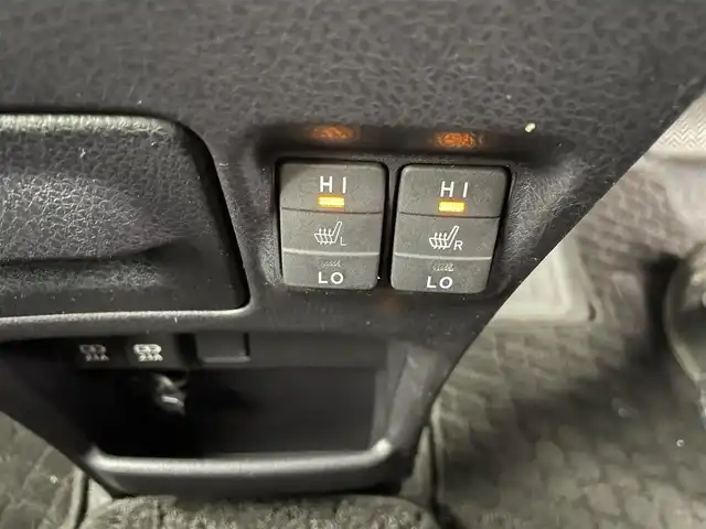 トヨタ エスクァイア ハイブリッド Gi 埼玉県 2019(令1)年 5.5万km スパークリングブラックパールクリスタルシャイン 純正メーカー１０インチナビ　/バックカメラ　/両側パワースライドドア　/レザーシート　/オートマティックハイビーム　/オートＬＥＤライト　/社外前後ドラレコ　/ビルトインＥＴＣ２．０　/ｎａｎｏｅ　/トヨタセーフティセンス