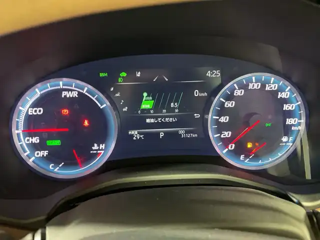 トヨタ クラウン ハイブリッド RS アドバンス 福岡県 2019(令1)年 3.2万km ホワイトパールクリスタルシャイン 純正ナビ/CD/DVD/Bluetooth/フルセグTV/サンルーフ/全方位カメラ/トヨタセーフティセンス/・プリクラッシュセーフティ/・レーントレーシングアシスト/・アダプティブハイビーム/・オートマッチックハイビーム/・ロードサインアシスト/・レーダークルーズコントロール/・先行車発進告知/ヘッドアップディスプレイ/クリアランスソナー/ドライブモードセレクトスイッチ/ブレーキホールド/ハーフレザーシート/電動チルトテレスコピックステアリング/D/N席パワーシート/D/N席シートヒーター/D席シートメモリー/ステアリングヒーター/純正18インチアルミホイール/純正フロアマット/ドライブレコーダー
