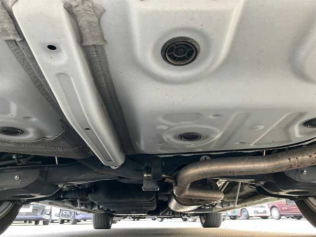 トヨタ アルファード S タイプゴールド 静岡県 2020(令2)年 5.8万km ホワイトパールクリスタルシャイン エンジンスタートボタン/保証書/取扱説明書/パワーステアリング/パワーウィンドウ/スマートキー/Wオートエアコン/スペアキー１本/クルーズコントロール/フリップダウンモニター/USB入力端子/ETC/バックカメラ/純正9インチSDナビ（BT/フルセグ）/三列シート/ドライブレコーダー前後/ウォークスルー/純正フロアマット/ハーフレザー/両側パワースライドドア/純正18インチアルミホイール/社外19インチアルミホイール（サマータイヤ）トランク内有/ABS/横滑り防止装置/コーナーセンサー前後/レーンキープアシスト/盗難防止装置/オートライト/オートマチックハイビーム/三眼LEDヘッドライト/Wプラスサイドエアバック/衝突軽減システム/カーテンエアバック/BSM(ブラインドスポットモニター)