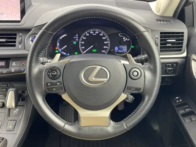 レクサス ＣＴ 200h バージョンC 愛知県 2014(平26)年 4万km ブラックオパールマイカ 純正ナビ/・Bluetooth/・SD音楽録音/・フルセグテレビ/・USB接続/バックカメラ/レーダークルーズコントロール/パワーシート/シートヒーター/衝突軽減ブレーキ/レーンキープアシスト/スマートキー/前後ドライブレコーダー/ＥＴＣ/オートライト