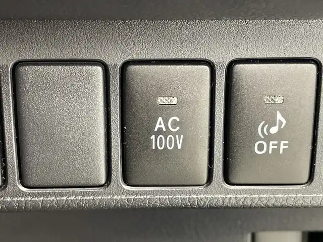 レクサス ＣＴ 200h バージョンC 愛知県 2014(平26)年 4万km ブラックオパールマイカ 純正ナビ/・Bluetooth/・SD音楽録音/・フルセグテレビ/・USB接続/バックカメラ/レーダークルーズコントロール/パワーシート/シートヒーター/衝突軽減ブレーキ/レーンキープアシスト/スマートキー/前後ドライブレコーダー/ＥＴＣ/オートライト