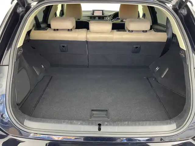 レクサス ＣＴ 200h バージョンC 愛知県 2014(平26)年 4万km ブラックオパールマイカ 純正ナビ/・Bluetooth/・SD音楽録音/・フルセグテレビ/・USB接続/バックカメラ/レーダークルーズコントロール/パワーシート/シートヒーター/衝突軽減ブレーキ/レーンキープアシスト/スマートキー/前後ドライブレコーダー/ＥＴＣ/オートライト