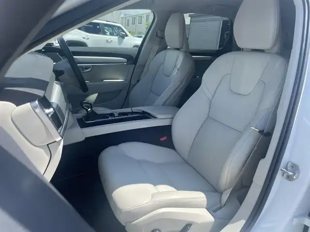 ボルボ Ｖ９０ D4 モメンタム 滋賀県 2020(令2)年 1.9万km クリスタルホワイトP アダプティブクルーズコントロール/インテリセーフ/BLIS/レーンキープアシスト/白革シート/・前席シートヒーター/・前席パワーシート/純正HDDナビ/（CD/BT/地デジ/CarPlay）/サラウンドビューカメラ/オートホールド/前後ドライブレコーダー/純正LEDヘッドライト/純正18インチAW/ETC/保証書/取説　/スペアキー