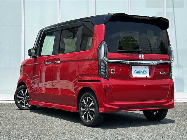 ホンダ Ｎ ＢＯＸ カスタム G L ホンダセンシング 福岡県 2018(平30)年 3.7万km ミラノレッド ・ナビ/（フルセグ/バックカメラ/・ETC/・スペアキー/・純正アルミホイール/・純正フロアマット/・片側パワースライドドア/・ホンダセンシング/・コーナーセンサー/・レーンキープアシスト/・クルーズコントロール/・横滑り防止装置/・衝突軽減システム/・ドアバイザー/・オートライト/・カーテンエアバッグ/・ベンチシート/・スマートキー/・保証書