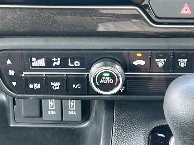ホンダ Ｎ ＢＯＸ カスタム G L ホンダセンシング 福岡県 2018(平30)年 3.7万km ミラノレッド ・ナビ/（フルセグ/バックカメラ/・ETC/・スペアキー/・純正アルミホイール/・純正フロアマット/・片側パワースライドドア/・ホンダセンシング/・コーナーセンサー/・レーンキープアシスト/・クルーズコントロール/・横滑り防止装置/・衝突軽減システム/・ドアバイザー/・オートライト/・カーテンエアバッグ/・ベンチシート/・スマートキー/・保証書
