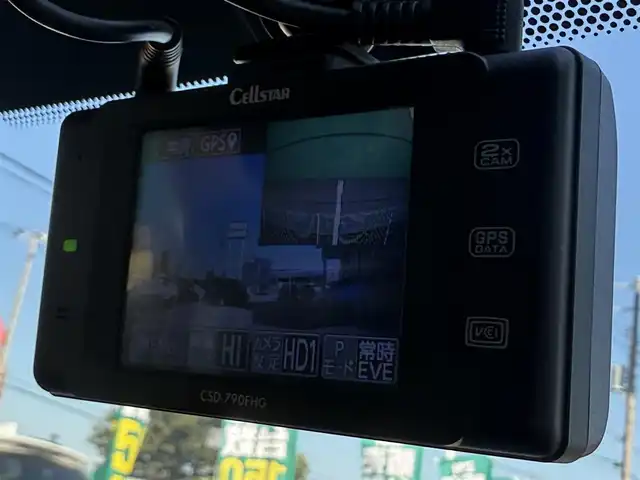 日産 ノート e－パワー メダリスト 千葉県 2016(平28)年 7万km ギャラクシーゴールド バックカメラ純正SDナビ（MM３１６D-W)/　（BT/DVD/CD/AM/FM)/フルセグ/全方位モニター/バックカメラ/クリアランスソナー/前後ドラレコ/ハーフレバー/ETC/LEDヘッドライト/エマージェンシーブレーキ/レーンキープ/スペアキー/横滑り防止/取扱説明書/保証書