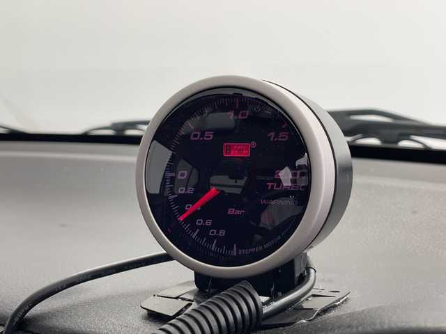 スズキ アルト ワークス 鹿児島県 2019(令1)年 9.3万km ブリスクブルーM 純正ナビ　/ＮＡＲＤＩ製ステアリンｂグ　/ＴＥＩＮ車高調　/社外ドライブレコーダー　/純正レカロシート　/社外マフラー　/社外ブースト計　/フロアパフォーマンスバー　/ＨＫＳブローバルブ　/社外エアフィルダー　/社外CPU/ピラーバー/ＥＴＣ