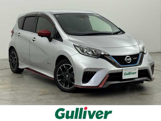 日産 ノート e－パワー ニスモ 福岡県 2018(平30)年 5.8万km シルバー エアロ　/純正ナビ　/フルセグＴＶ　/デジタルルームミラー　/全方位カメラ　/ＥＴＣ　/ドライブレコーダー　/衝突被害軽減システム　/レーンキープ　/コーナーセンサー　/横滑り防止装置　/オートライト　/純正１６インチアルミホイール