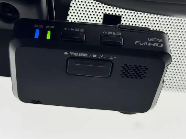 日産 ノート e－パワー ニスモ 福岡県 2018(平30)年 5.8万km シルバー エアロ　/純正ナビ　/フルセグＴＶ　/デジタルルームミラー　/全方位カメラ　/ＥＴＣ　/ドライブレコーダー　/衝突被害軽減システム　/レーンキープ　/コーナーセンサー　/横滑り防止装置　/オートライト　/純正１６インチアルミホイール