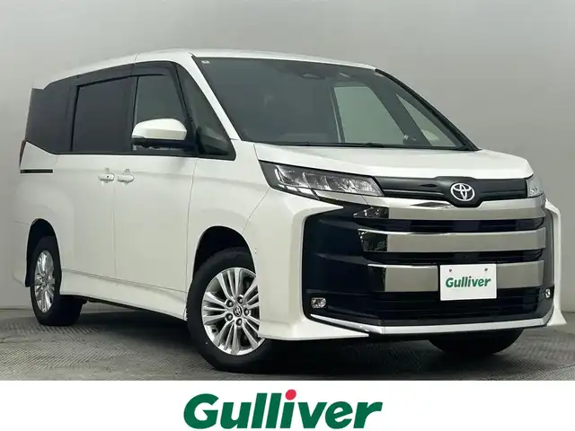 トヨタ ノア S－G 道央・札幌 2022(令4)年 3.9万km ホワイトパールクリスタルシャイン ・4WD/・寒冷地仕様/・トヨタセーフティセンス/・プリクラッシュセーフティ/・レーンキープアシスト/・レーダークルーズコントロール/・ロードサインアシスト/・リアカメラディテクション/・オートハイビーム/・パーキングアシスト/・純正ディスプレイオーディオ/・ナビ機能/全方位カメラ/フルセグ/BT/CD/DVD/・ビルトインETC/・両側パワースライドドア/・シートヒーター/・オートブレーキホールド/・ドアロック連動ミラー/・社外360°+後方ドライブレコーダー/・LEDヘッドライト/・積込サマータイヤゴム205/60R16