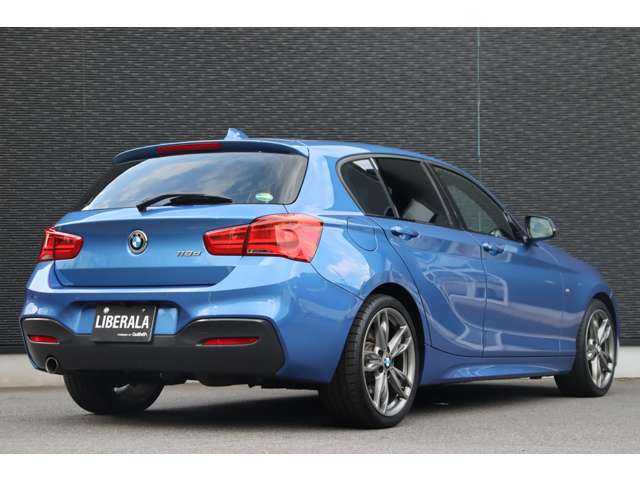 ＢＭＷ １１８ｄ Mスポーツ 大分県 2018(平30)年 8.7万km エストリルブルーM 当店買取車両/クルーズコントロール/純正ナビ/Ｂｌｕｅｔｏｏｔｈ/ＣＤ／ＤＶＤ/ＵＳＢ/バックカメラ/パーキングセンサー/ＬＥＤヘッドライト/オートライト/Ｆ／Ｒフォグ/純正１８インチＡＷ/純正フロアマット/ドライブレコーダー（SN-ST2200）/ＥＴＣ
