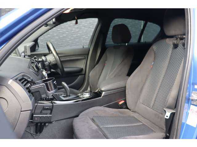 ＢＭＷ １１８ｄ Mスポーツ 大分県 2018(平30)年 8.7万km エストリルブルーM 当店買取車両/クルーズコントロール/純正ナビ/Ｂｌｕｅｔｏｏｔｈ/ＣＤ／ＤＶＤ/ＵＳＢ/バックカメラ/パーキングセンサー/ＬＥＤヘッドライト/オートライト/Ｆ／Ｒフォグ/純正１８インチＡＷ/純正フロアマット/ドライブレコーダー（SN-ST2200）/ＥＴＣ