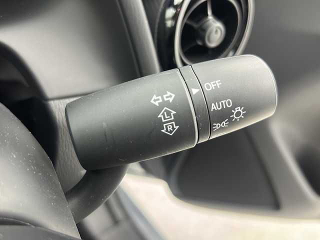 マツダ マツダ２ XD 大阪府 2020(令2)年 4.7万km ソニックシルバーM 純正SDナビ/【BT/USB/AM/FM]/バックカメラ/ドライブレコーダー前後/ETC/衝突被害軽減システム/レーンキープアシスト/オートライト/コーナーセンサー後/純正15インチアルミホイール/スマートキ