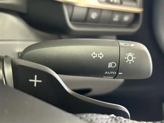 トヨタ クラウン エステート RS 道央・札幌 2025(令7)年 0.6万km プレシャスホワイトパール ワンオーナー/純正ディスプレイオーディオ(BT/タイプC/Miracast/Apple Carplay/Android Auto/FM/AM/フルセグ/)/フルモデリスタエアロ/ワイヤレス充電/ドラレコ前後/ガラスルーフ/ステアリングヒーター/エアシートD+N/シートヒーター全席/パワーバックドア/ETC2.0/AC100V充電/D＋NパワーシートD席メモリーシート付/黒レザーシート/モデリスタAW21インチ/トヨタセーフティセンス/PDA(プロアクティブドライビングアシスト)/HUD(ヘッドアップディスプレイ)/BSM(ブラインドスポットモニター)/PCS(プリクラッシュセーフティ)/SEA(安心降車システム)/ADAS(先進運転支援システム)/純正AW積載/スマートキー×2/保証書/取扱説明書