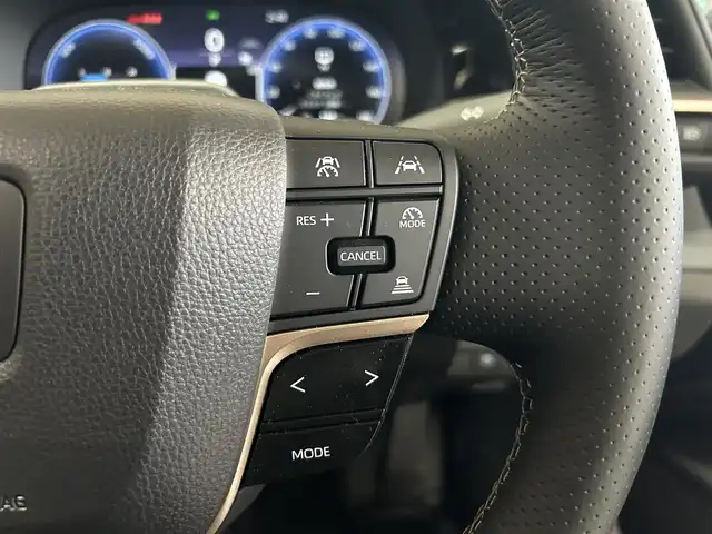 トヨタ クラウン エステート RS 道央・札幌 2025(令7)年 0.6万km プレシャスホワイトパール ワンオーナー/純正ディスプレイオーディオ(BT/タイプC/Miracast/Apple Carplay/Android Auto/FM/AM/フルセグ/)/フルモデリスタエアロ/ワイヤレス充電/ドラレコ前後/ガラスルーフ/ステアリングヒーター/エアシートD+N/シートヒーター全席/パワーバックドア/ETC2.0/AC100V充電/D＋NパワーシートD席メモリーシート付/黒レザーシート/モデリスタAW21インチ/トヨタセーフティセンス/PDA(プロアクティブドライビングアシスト)/HUD(ヘッドアップディスプレイ)/BSM(ブラインドスポットモニター)/PCS(プリクラッシュセーフティ)/SEA(安心降車システム)/ADAS(先進運転支援システム)/純正AW積載/スマートキー×2/保証書/取扱説明書