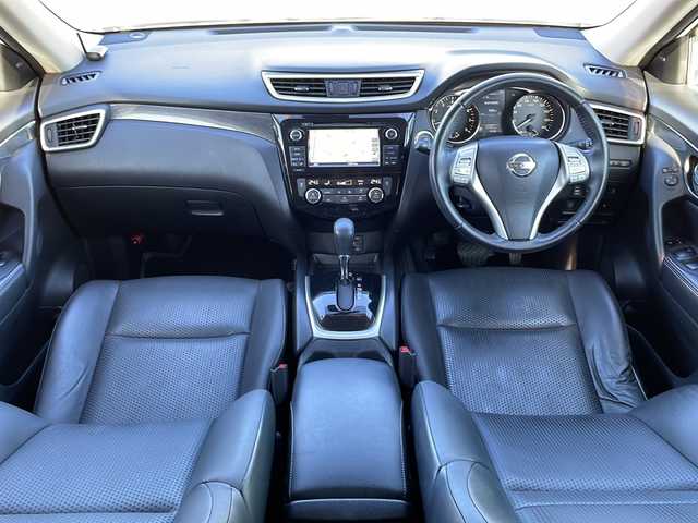 日産 エクストレイル 20Xt エマージェンシーブレーキ 青森県 2016(平28)年 9.8万km ブリリアントホワイトパール 4WD/純正メーカーナビ・フルセグTV/CD・DVD・Bluetooth/アラウンドビューモニター/パワーバックドア/前席シートヒーター/エマージェンシーブレーキ/踏み間違い衝突防止アシスト/車線逸脱警報/フロント・バックソナー/ブラインドスポットウォーニング/クルーズコントロール/パーキングアシスト/OPサイド・カーテンエアバッグ/純正エンジンスターター/ビルトインETC/LEDヘッドライト/フォグランプ/純正17インチアルミ/ルーフレール