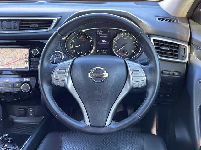 日産 エクストレイル 20Xt エマージェンシーブレーキ 青森県 2016(平28)年 9.8万km ブリリアントホワイトパール 4WD/純正メーカーナビ・フルセグTV/CD・DVD・Bluetooth/アラウンドビューモニター/パワーバックドア/前席シートヒーター/エマージェンシーブレーキ/踏み間違い衝突防止アシスト/車線逸脱警報/フロント・バックソナー/ブラインドスポットウォーニング/クルーズコントロール/パーキングアシスト/OPサイド・カーテンエアバッグ/純正エンジンスターター/ビルトインETC/LEDヘッドライト/フォグランプ/純正17インチアルミ/ルーフレール